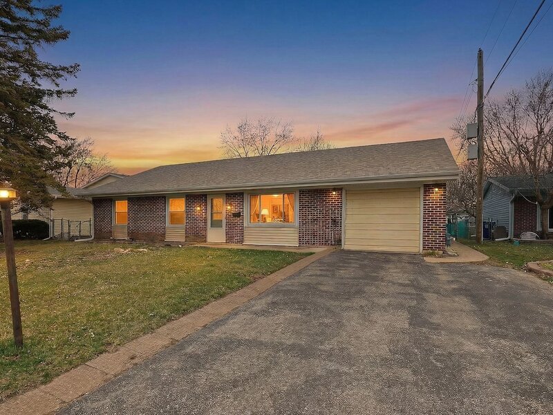 7815 Carlisle Drive Hanover Park IL 60133