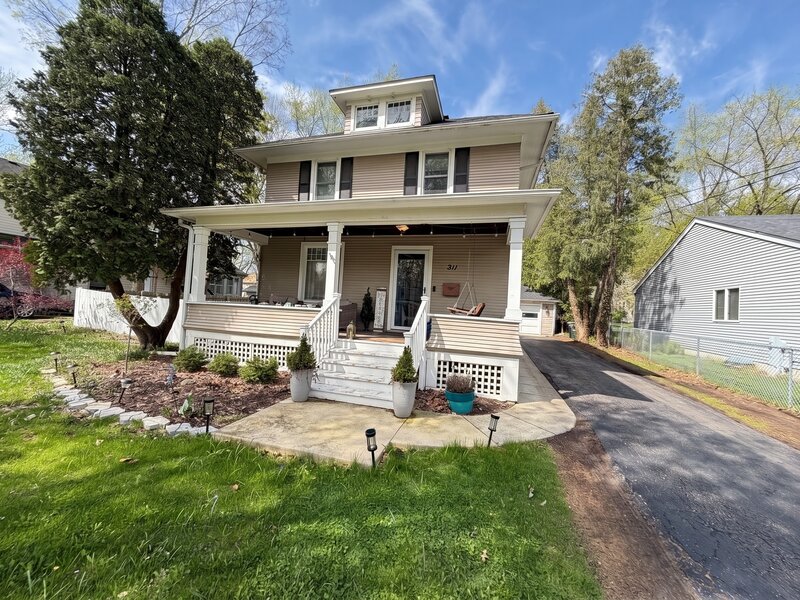 211 N Batavia Avenue Batavia IL 60510