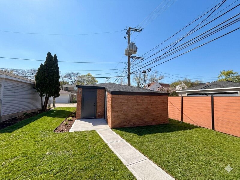 1836 Hartrey Avenue Evanston IL 60201