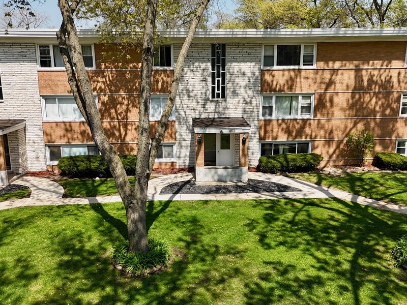 6910 W 109th Street Worth IL 60482