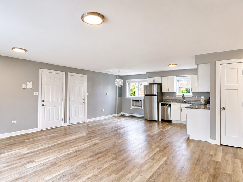 6910 W 109th Street Worth IL 60482
