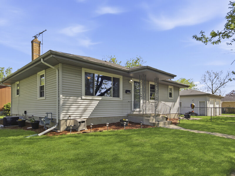 18655 Sherman Street Lansing IL 60438