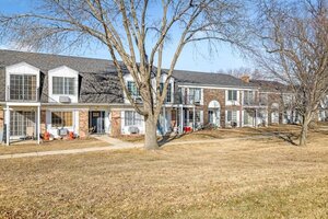 Photo of 706 Kiwanis Drive Freeport IL 61032 Unit 4