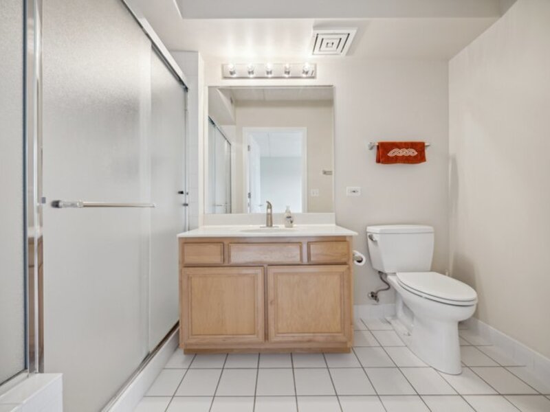 5555 N Cumberland Avenue Chicago IL 60656