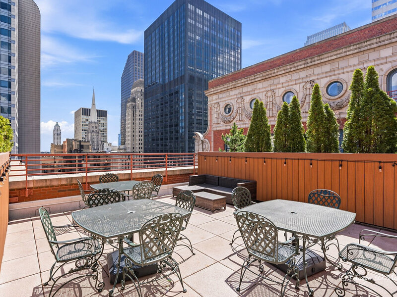 208 W Washington Street Chicago IL 60606