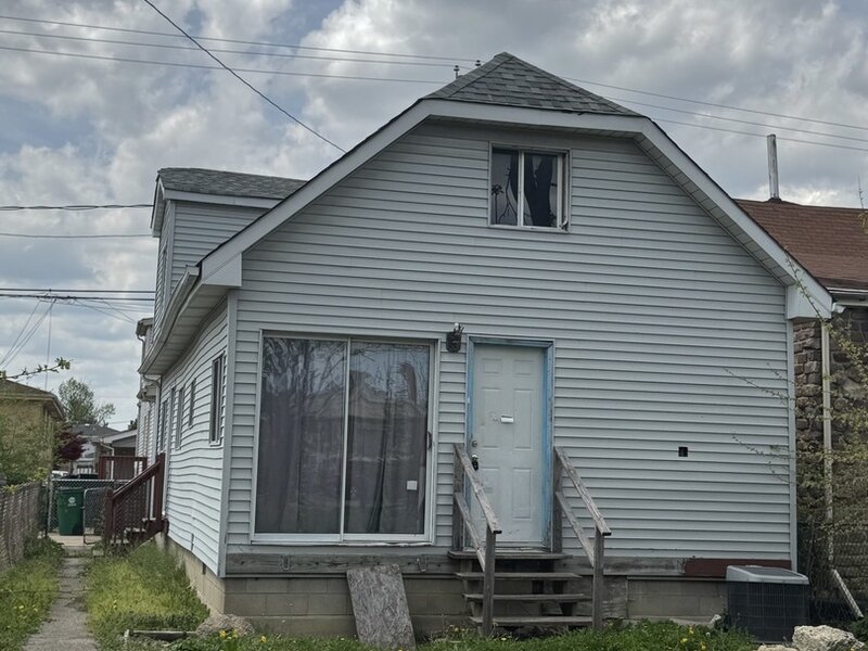4952 S Laramie Avenue Chicago IL 60638