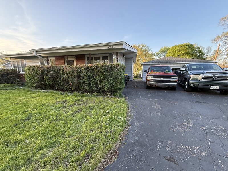 3920 Wren Court Rolling Meadows IL 60008