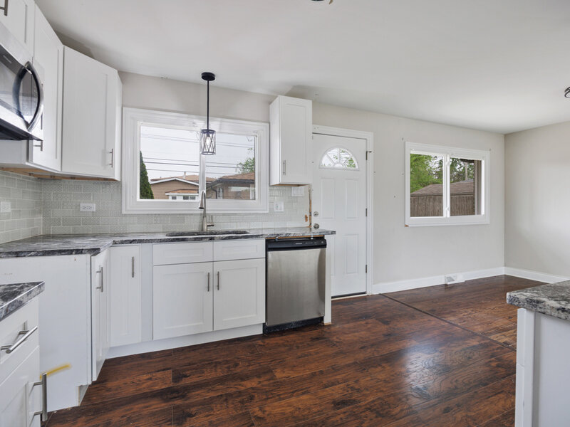 90 Peyton Drive Chicago Heights IL 60411