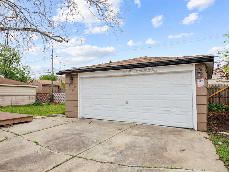 90 Peyton Drive Chicago Heights IL 60411