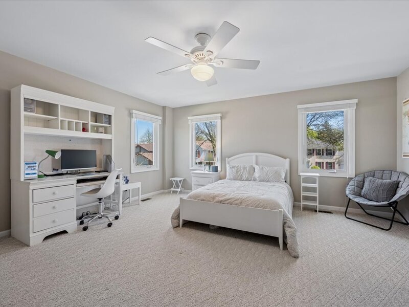 3930 N Proctor Circle Arlington Heights IL 60004