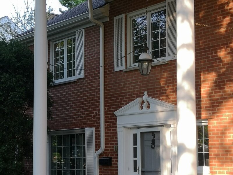 23 N Tower Road Oak Brook IL 60523