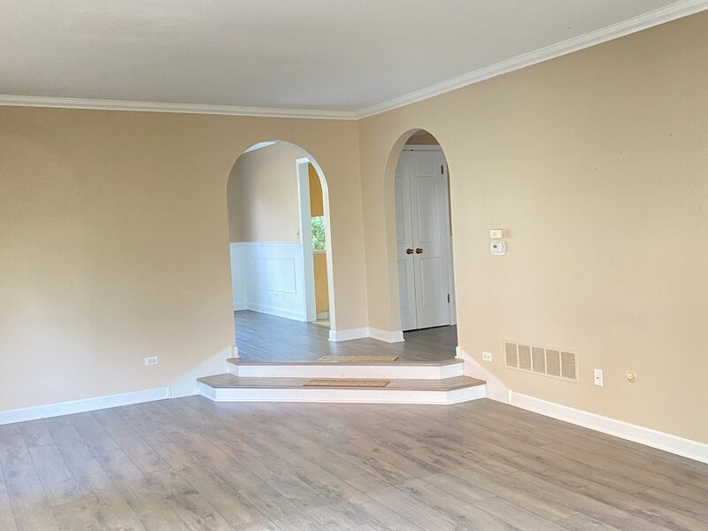 23 N Tower Road Oak Brook IL 60523