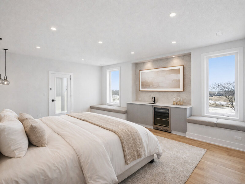 2457 W Byron Street Chicago IL 60618