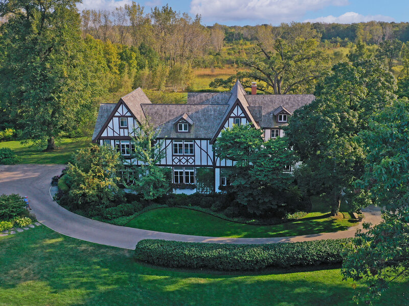 499 W Old Mill Road Lake Forest IL 60045