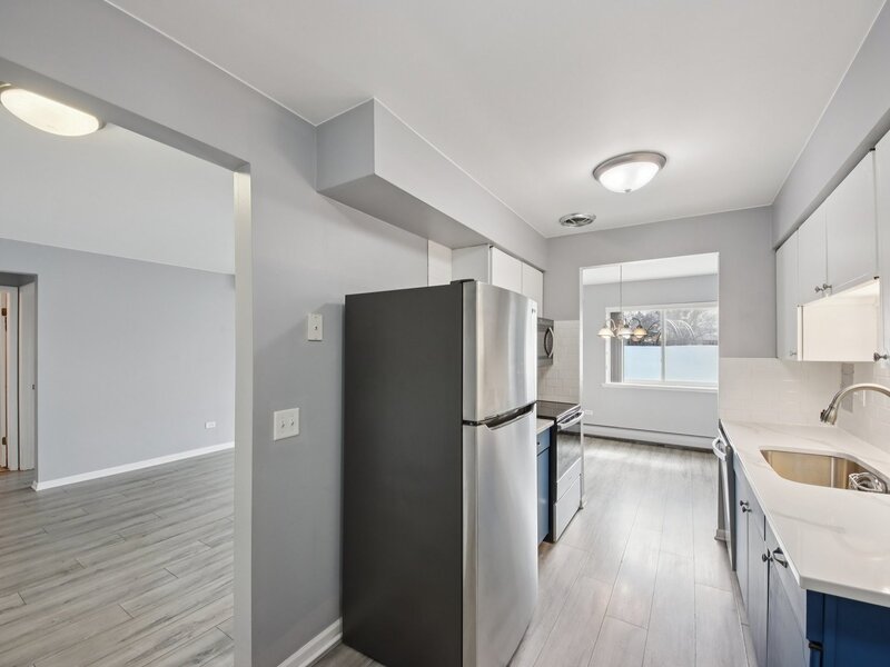 2515 E Olive Street Arlington Heights IL 60004