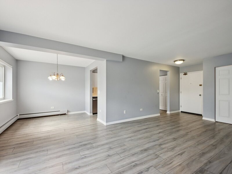 2515 E Olive Street Arlington Heights IL 60004