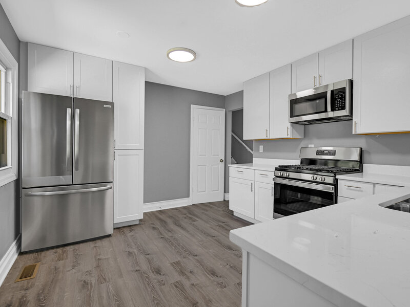 28 Leverenz Road Naperville IL 60564