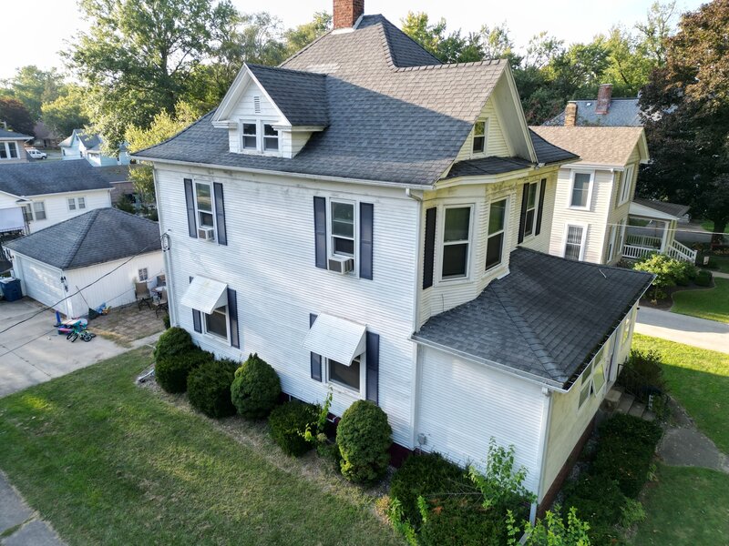 533 S 4th Street Watseka IL 60970