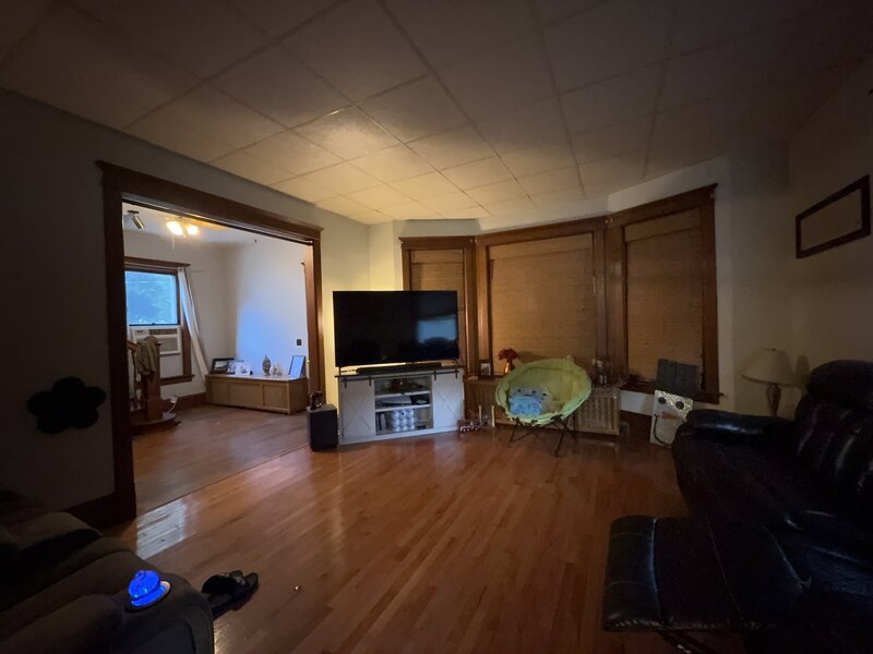 533 S 4th Street Watseka IL 60970