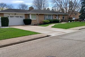 Photo of 971 Demmond Street Elgin IL 60123