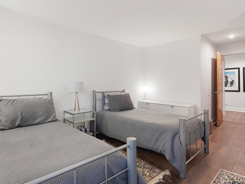 110 E Delaware Place Chicago IL 60611