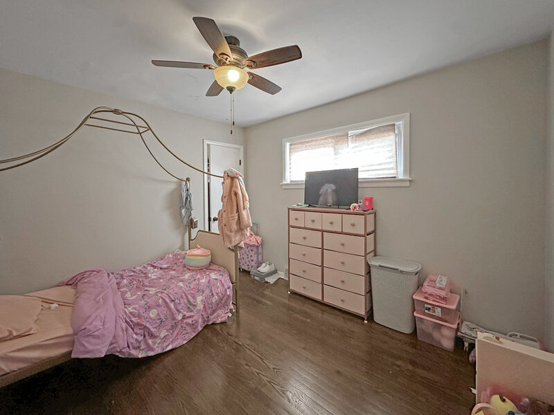 14522 S Marquette Avenue Burnham IL 60633