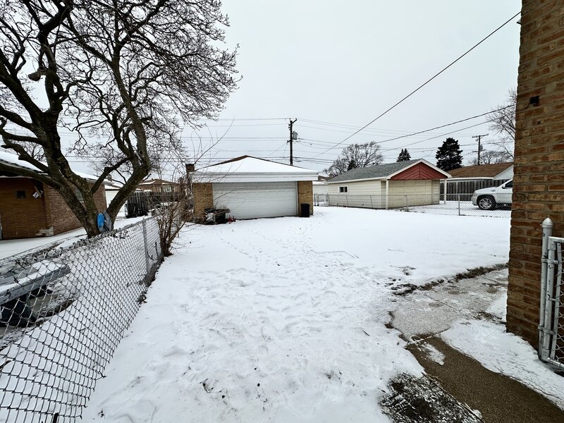 14522 S Marquette Avenue Burnham IL 60633