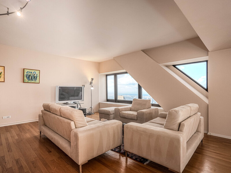 175 E Delaware Place Chicago IL 60611