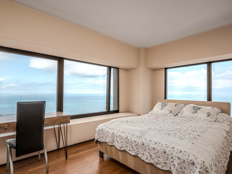 175 E Delaware Place Chicago IL 60611