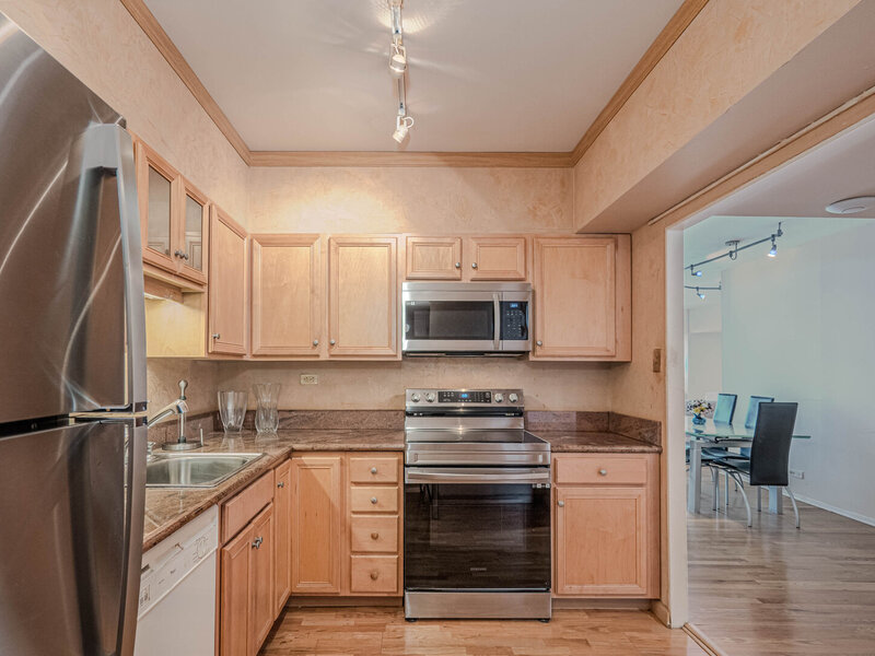 175 E Delaware Place Chicago IL 60611