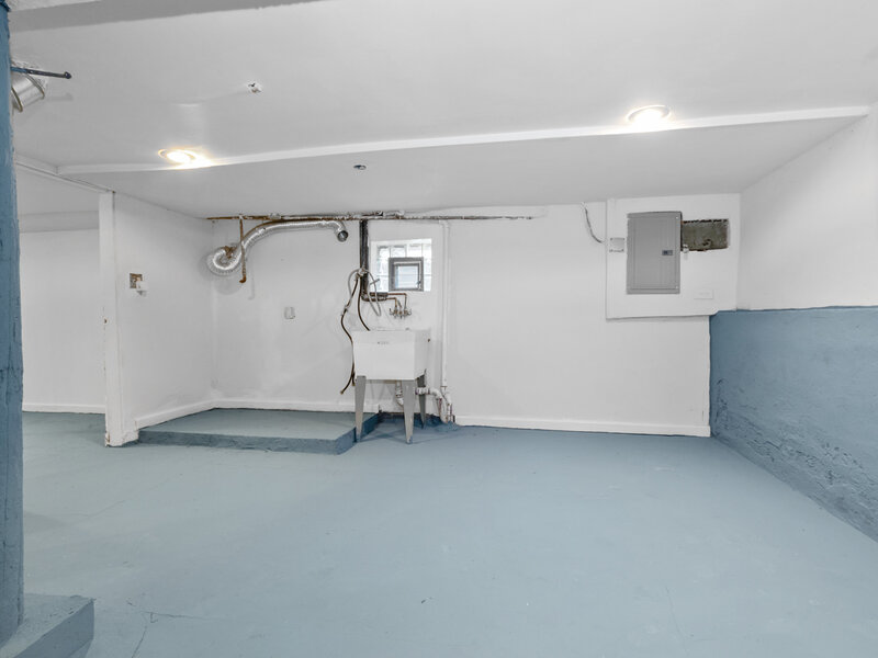 7642 S Dante Avenue Chicago IL 60619