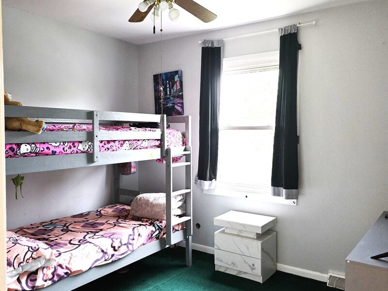 1469 William Clifford Lane Elk Grove Village IL 60007