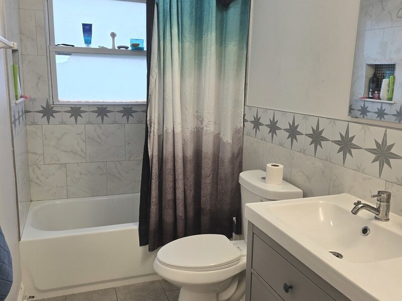 1469 William Clifford Lane Elk Grove Village IL 60007