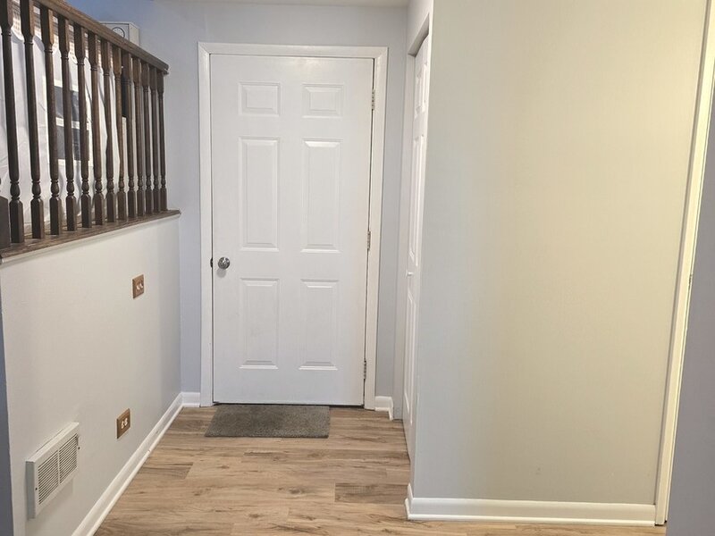 1469 William Clifford Lane Elk Grove Village IL 60007