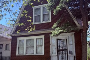 Photo of 7930 S Muskegon Avenue Chicago IL 60617