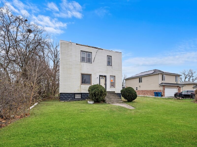 1905 W 142nd Street Dixmoor IL 60426