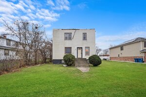Photo of 1905 W 142nd Street Dixmoor IL 60426