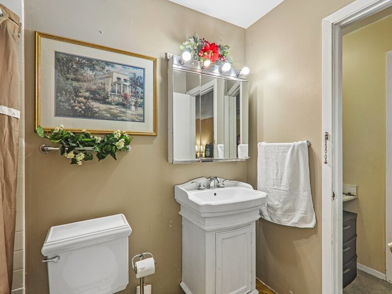 1308 Inverrary Lane Palatine IL 60074