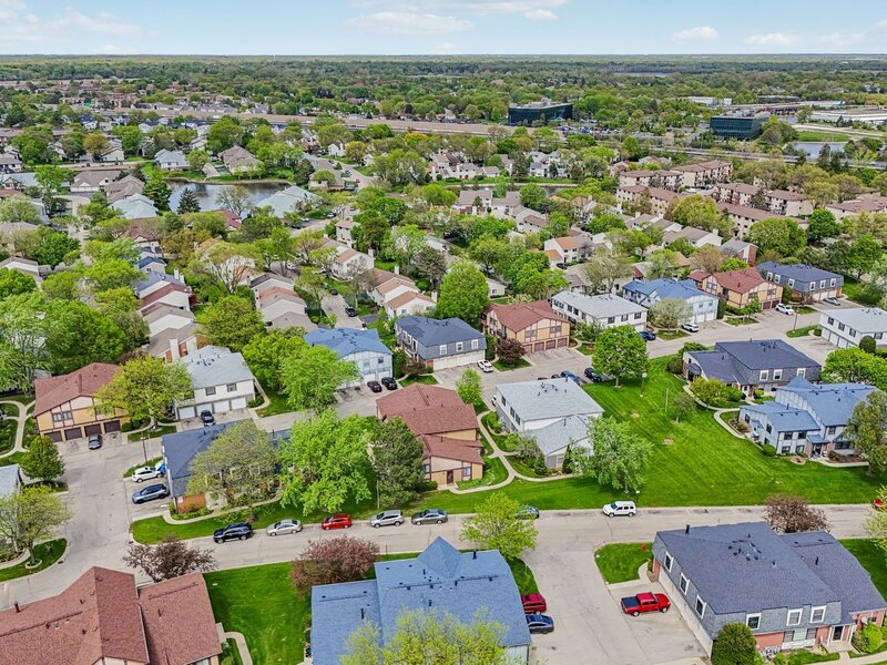 1308 Inverrary Lane Palatine IL 60074
