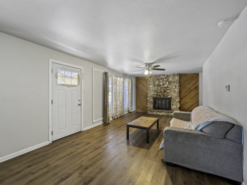 18351 Anthony Avenue Country Club Hills IL 60478
