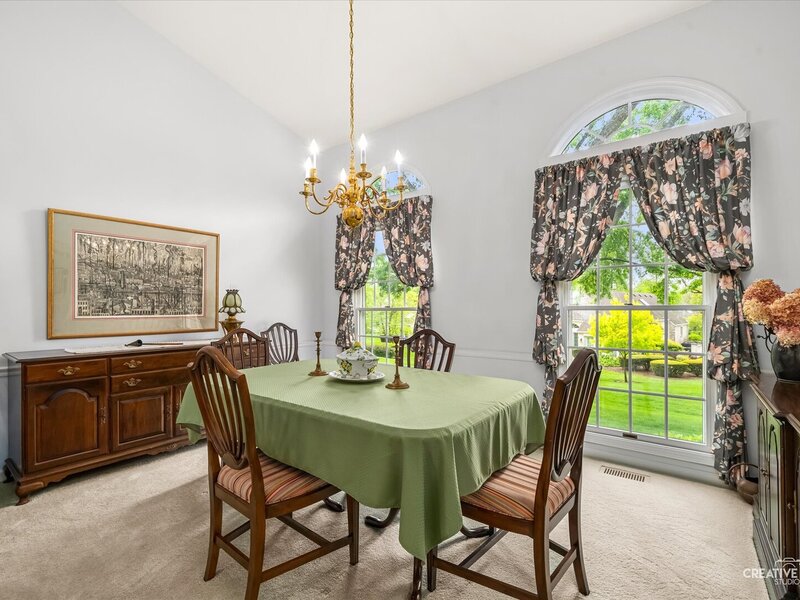 1 Glengarry Lane Sugar Grove IL 60554