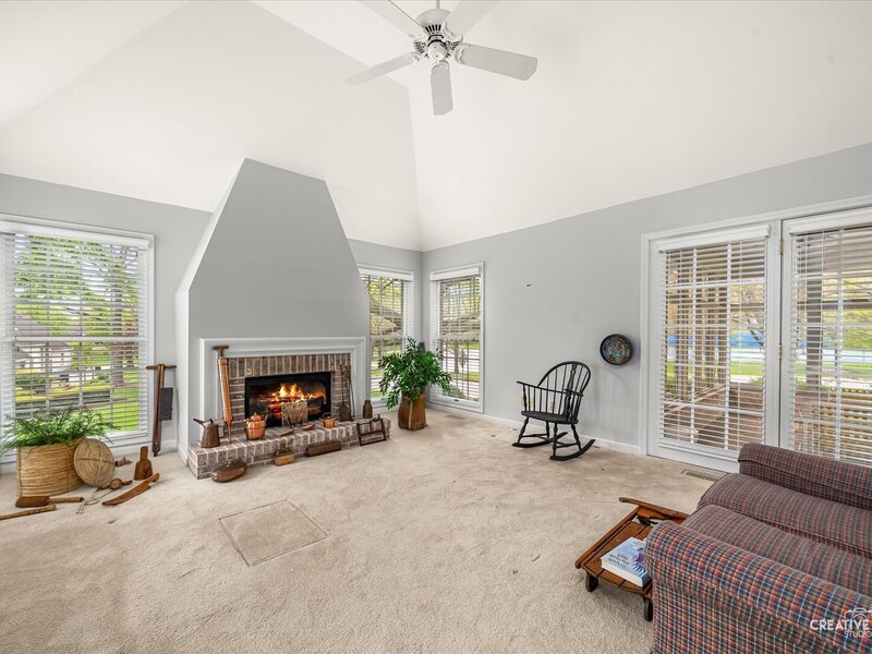 1 Glengarry Lane Sugar Grove IL 60554