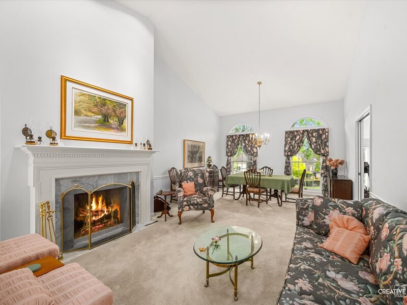 1 Glengarry Lane Sugar Grove IL 60554
