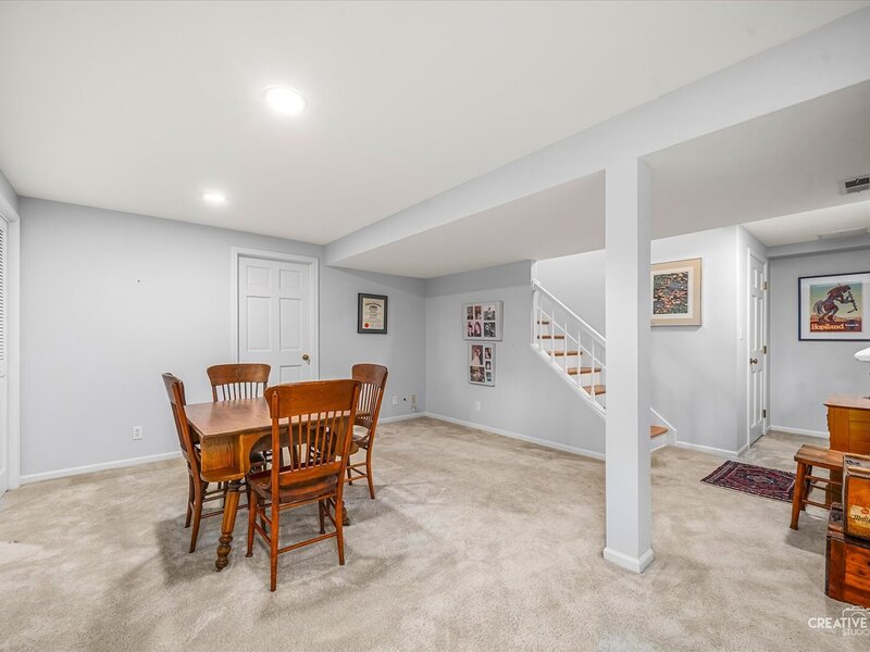 1 Glengarry Lane Sugar Grove IL 60554