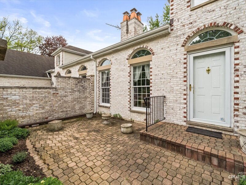 1 Glengarry Lane Sugar Grove IL 60554
