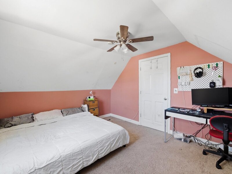 114 Geneva Avenue Bellwood IL 60104