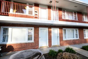 Photo of 1109 Holiday Lane Des Plaines IL 60016 Unit 2