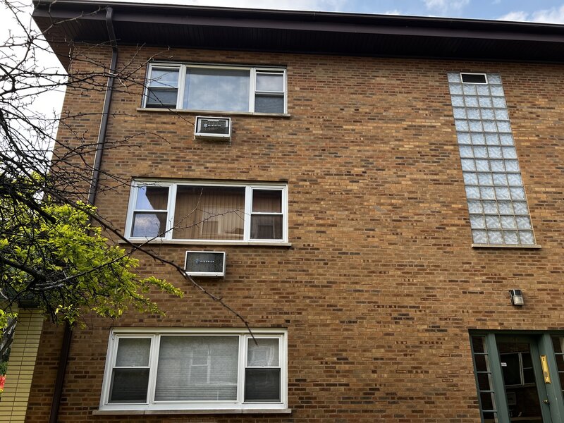 214 S Oak Park Avenue Oak Park IL 60302