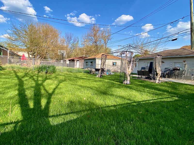 1633 E 93rd Street Chicago IL 60617