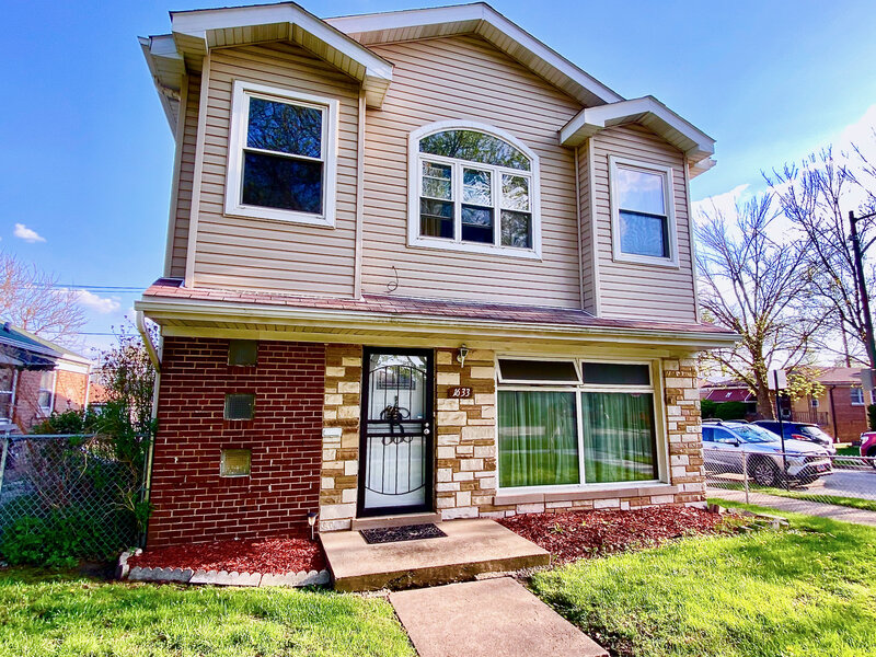 1633 E 93rd Street Chicago IL 60617